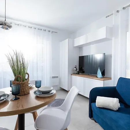 Apartment Blue Z Rowerami Z Ogrodkiem By Major Domus Club *