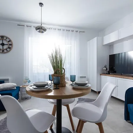 Apartment Blue Z Rowerami Z Ogrodkiem By Major Domus Club *